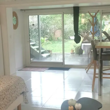 - Proche Gare Sncf & Bus Apartmán